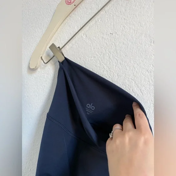 ALO Yoga Airbrush High-Waist Bootcut Flare Legging Navy Size XS - Picture 13 of 14